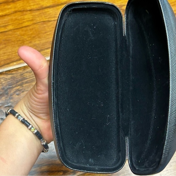 Salvatore ferragamo glasses case - Picture 4 of 7